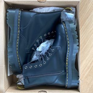 Dr. Martens Jadon boot smooth leather platform size 10 US